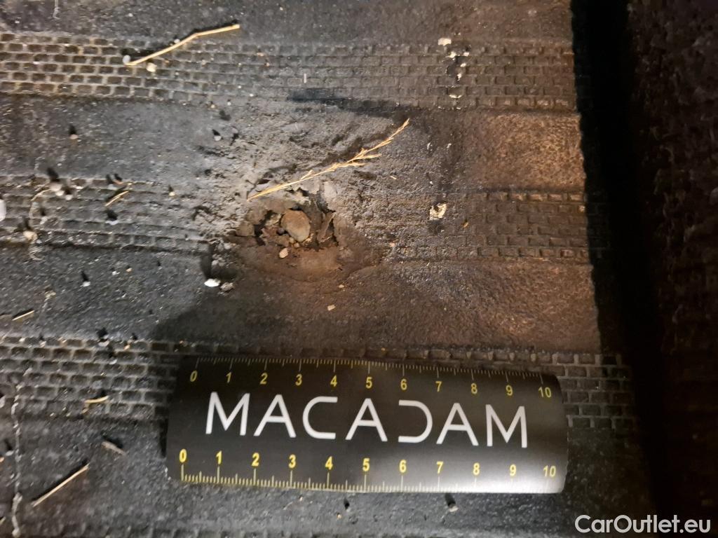  Renault  EXPRESS RENAULT  / 2021 / 4P / Fourgonnette Confort - Blue dCi 95-22 #5