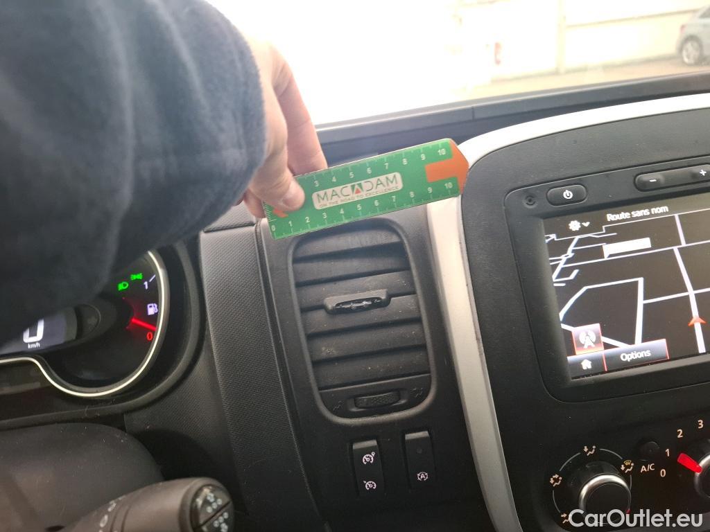  Renault  Trafic RENAULT  / 2019 / 4P / Fourgon tole NV FG GCF L2H2 1200 Energy dCi 145 #30