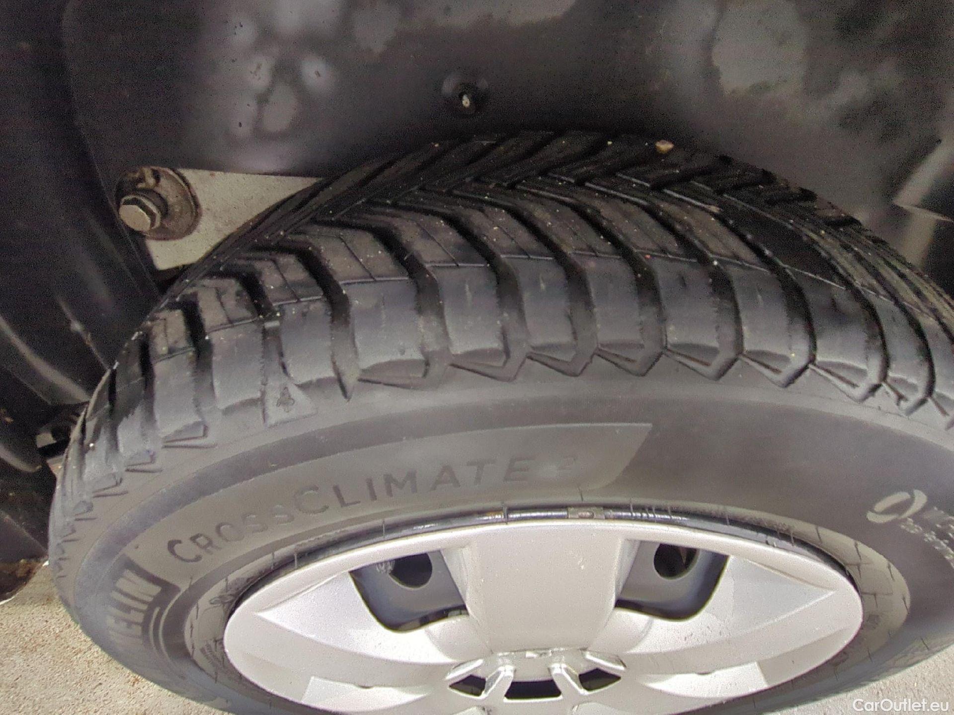  Renault  Kangoo  II Express Extra (Série Spéciale) 1.5 dCi 95CV BVM6 E6dT #4