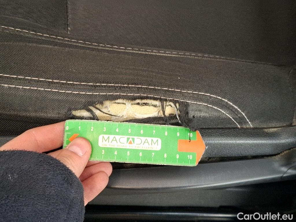  Renault  Trafic RENAULT  / 2019 / 4P / Fourgon tole NV FG GCF L2H2 1200 Energy dCi 145 #9