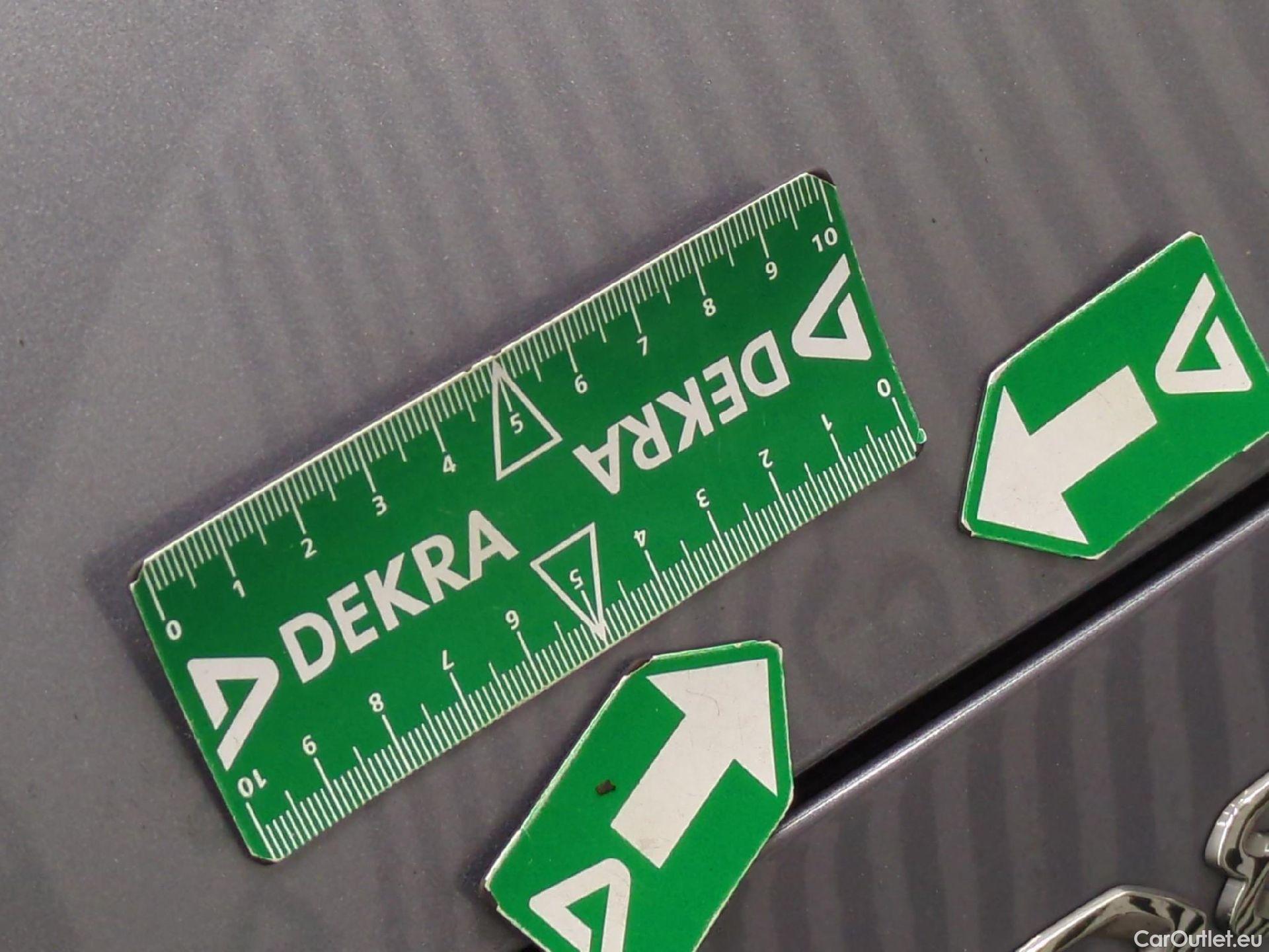  Peugeot  208  Premium 1.5 HDi 100CV BVM6 E6d #20