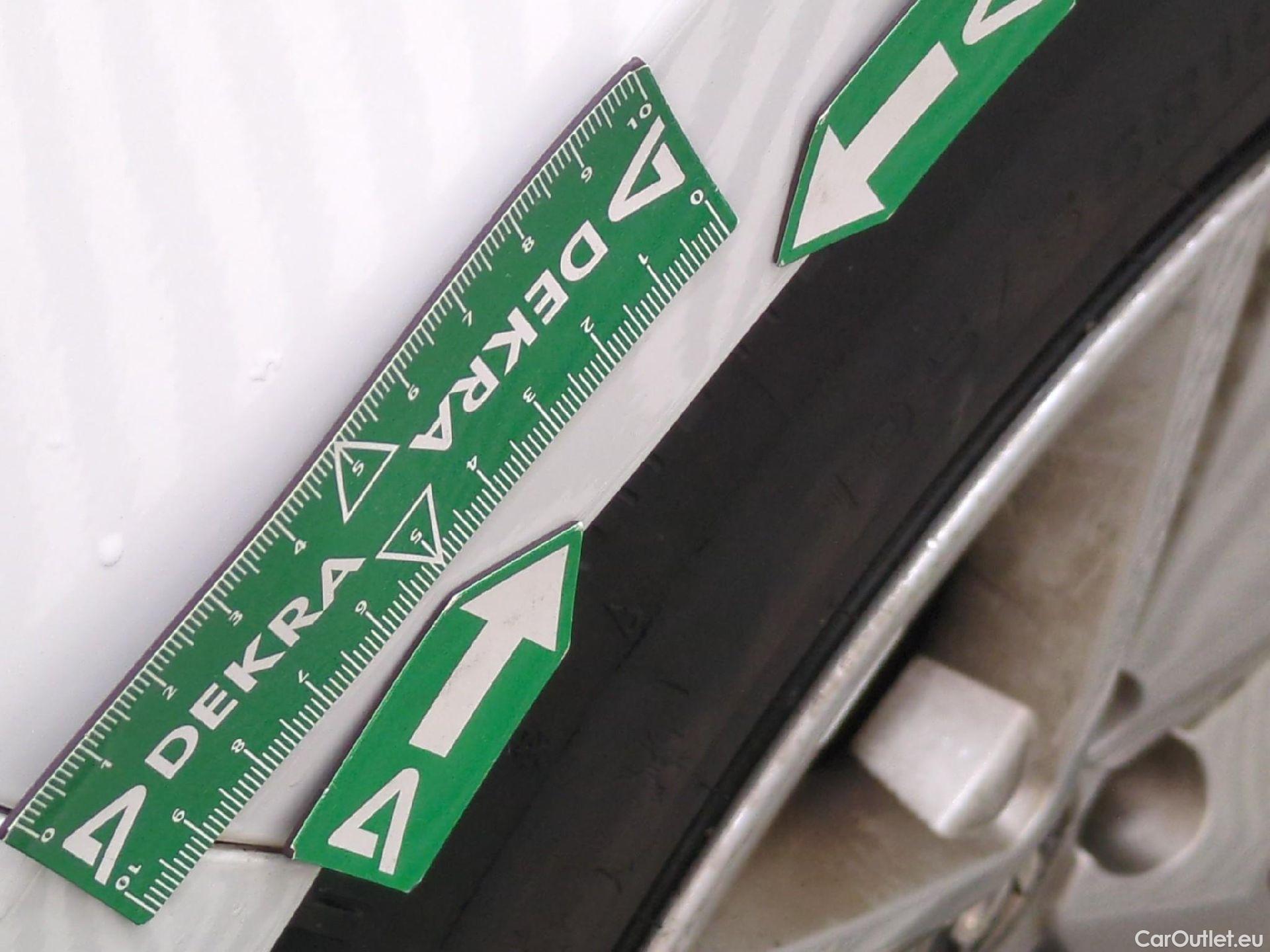  Renault  Clio  V Business 1.6 E-TECH Hybrid 140CV BVA6 E6d / TRANSFO VP/VF
 #43