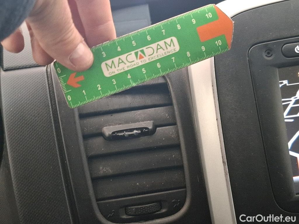  Renault  Trafic RENAULT  / 2019 / 4P / Fourgon tole NV FG GCF L2H2 1200 Energy dCi 145 #31