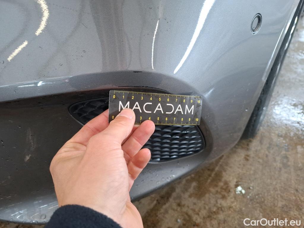  Mercedes  A-Klasse MERCEDES-BENZ Classe A Compact / 2018 / 5P / Berline A 180 Progressive Line #16