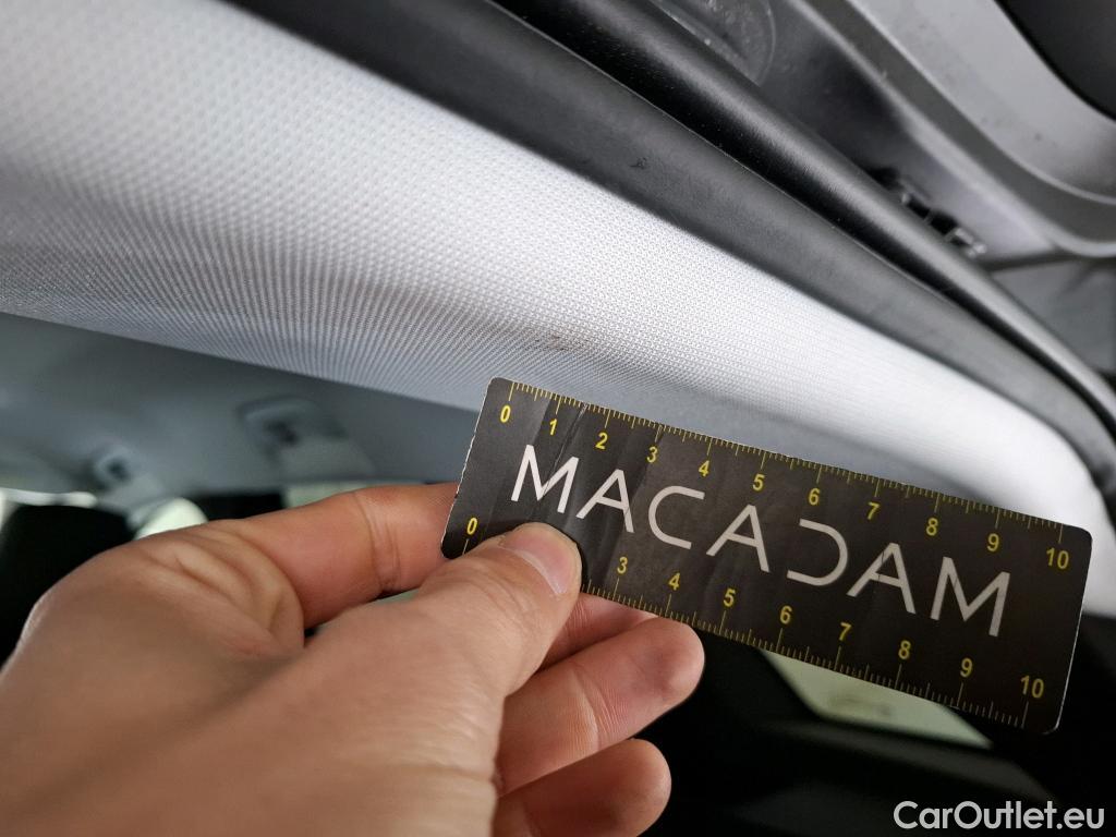  Peugeot  3008 PEUGEOT  / 2020 / 5P / SUV 1.6 HYBRID 225 E-EAT8 Allure Pack #22