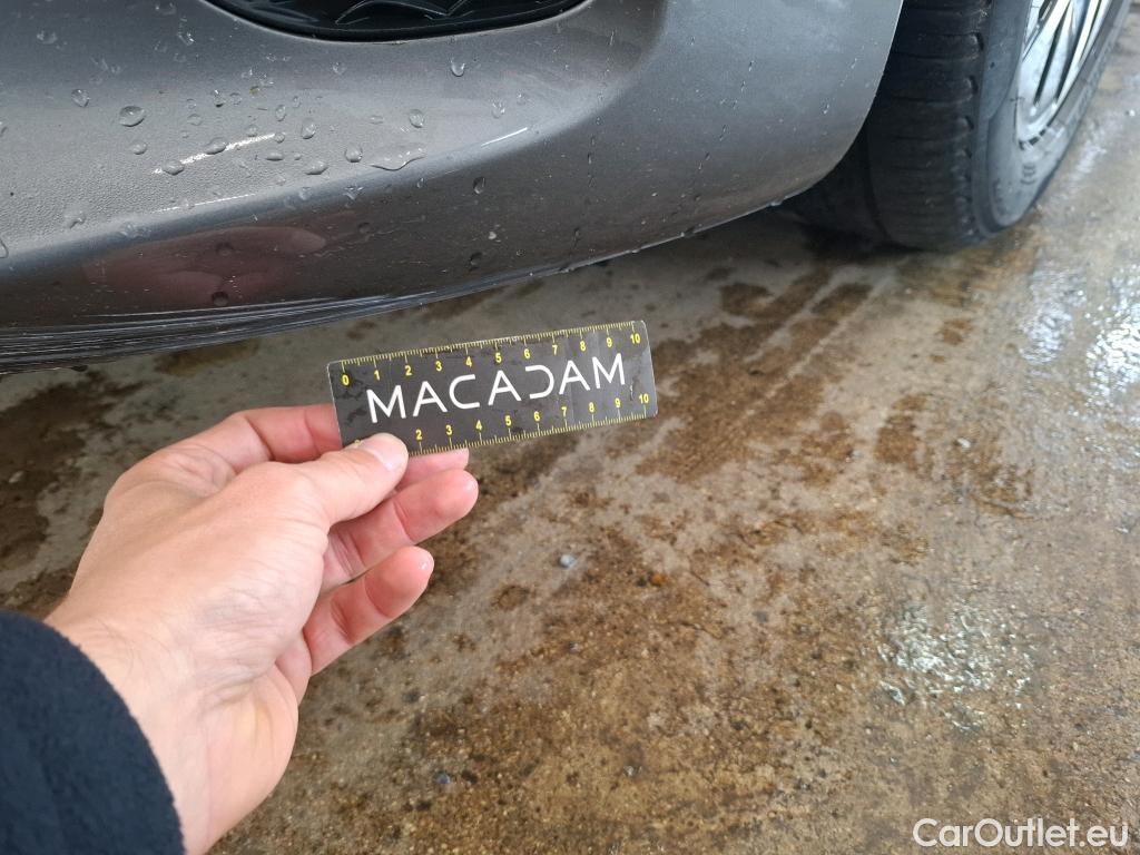  Mercedes  A-Klasse MERCEDES-BENZ Classe A Compact / 2018 / 5P / Berline A 180 Progressive Line #15