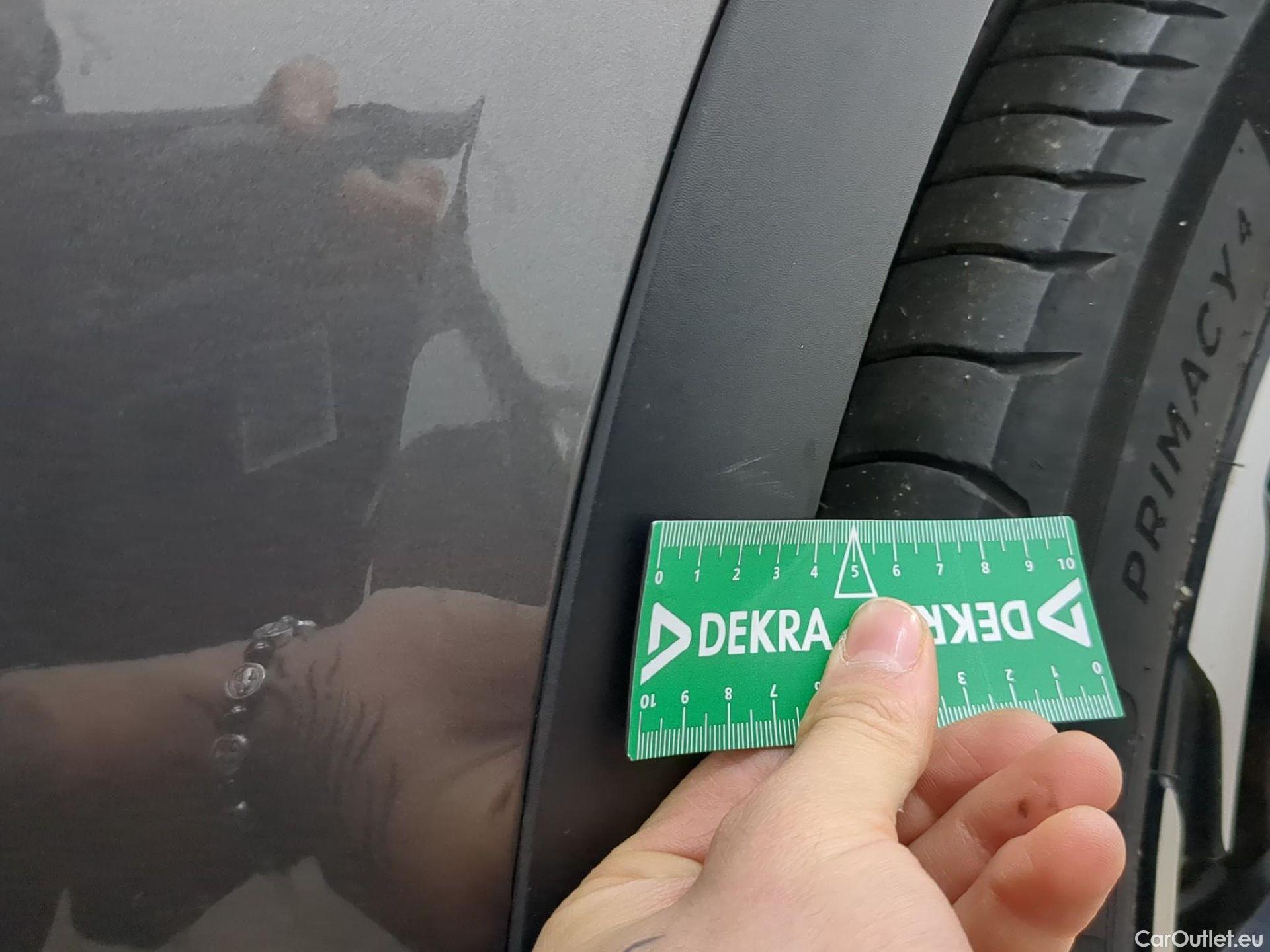  DS  DS7 7 Crossback Performance Line 1.5 BlueHDi 130CV BVA8 E6d #9