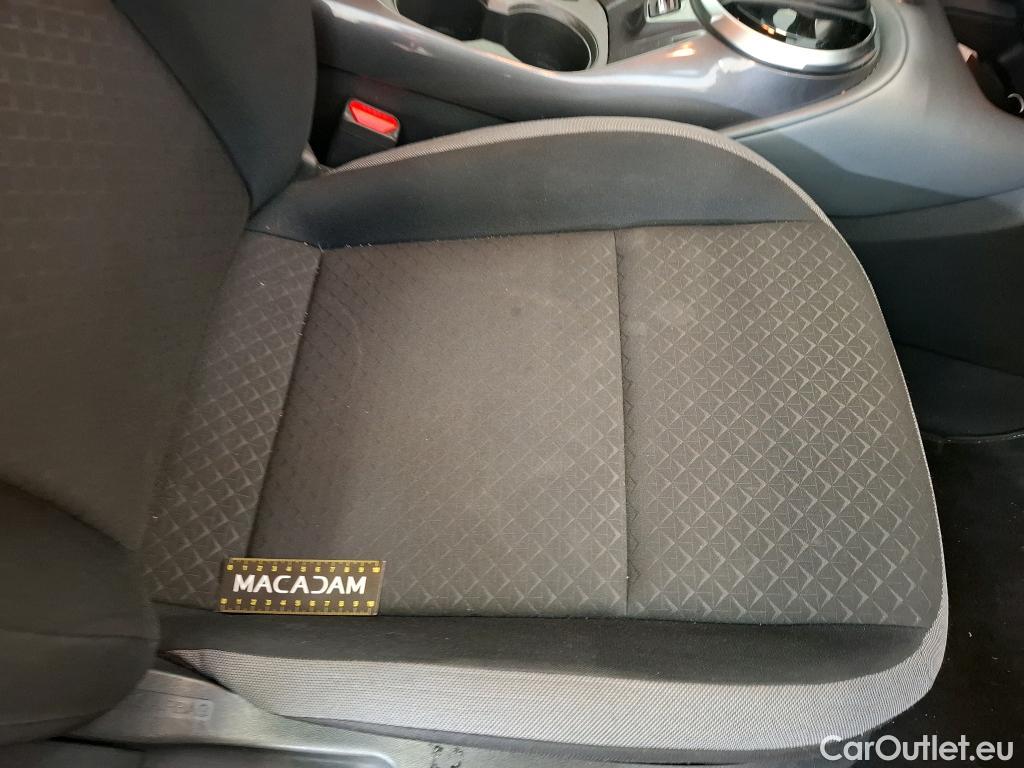  Nissan  Juke NISSAN  / 2019 / 5P / Crossover DIG-T 114 DCT Business+ #12