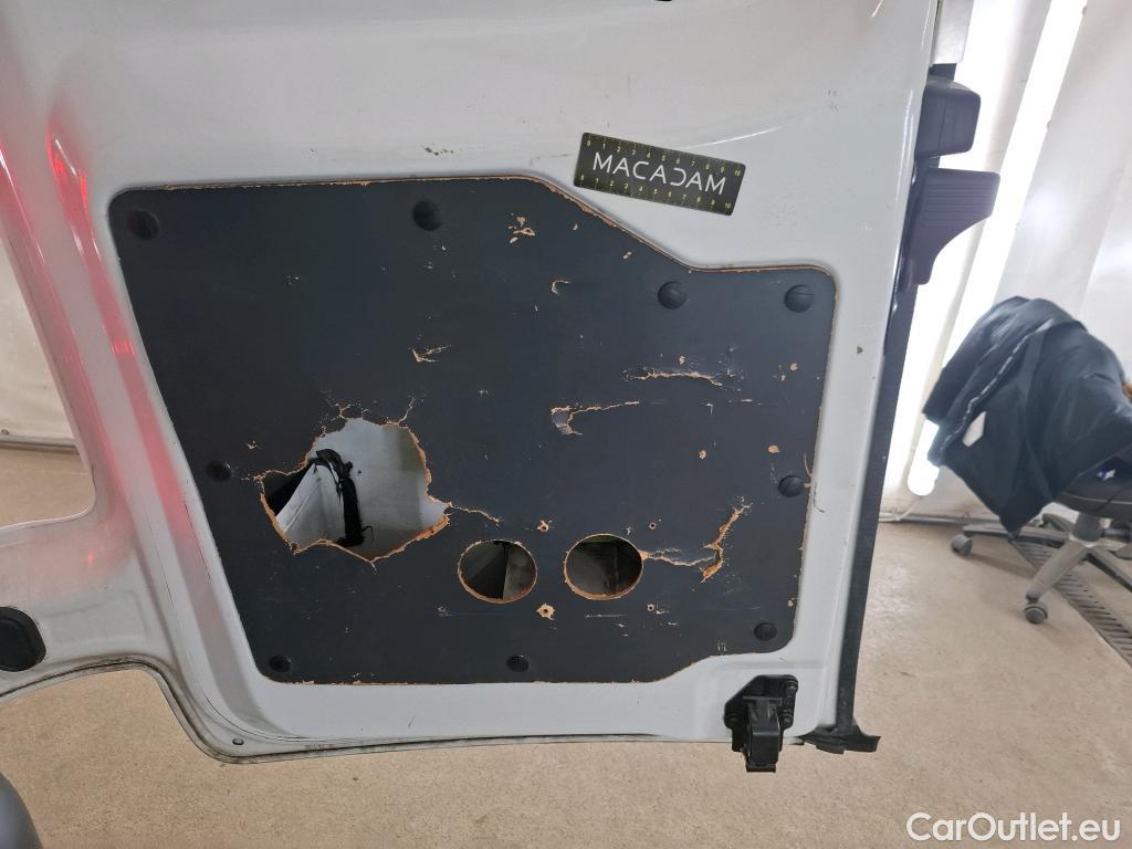  Citroen  Jumpy CITROEN  VU 4p Fourgon Taille M BlueHDi 120 S&S BVM6 Business #25