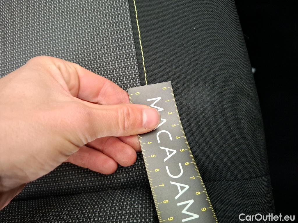  Citroen  C3  Shine 1.2 PureTech 80CV BVM5 E6 #7