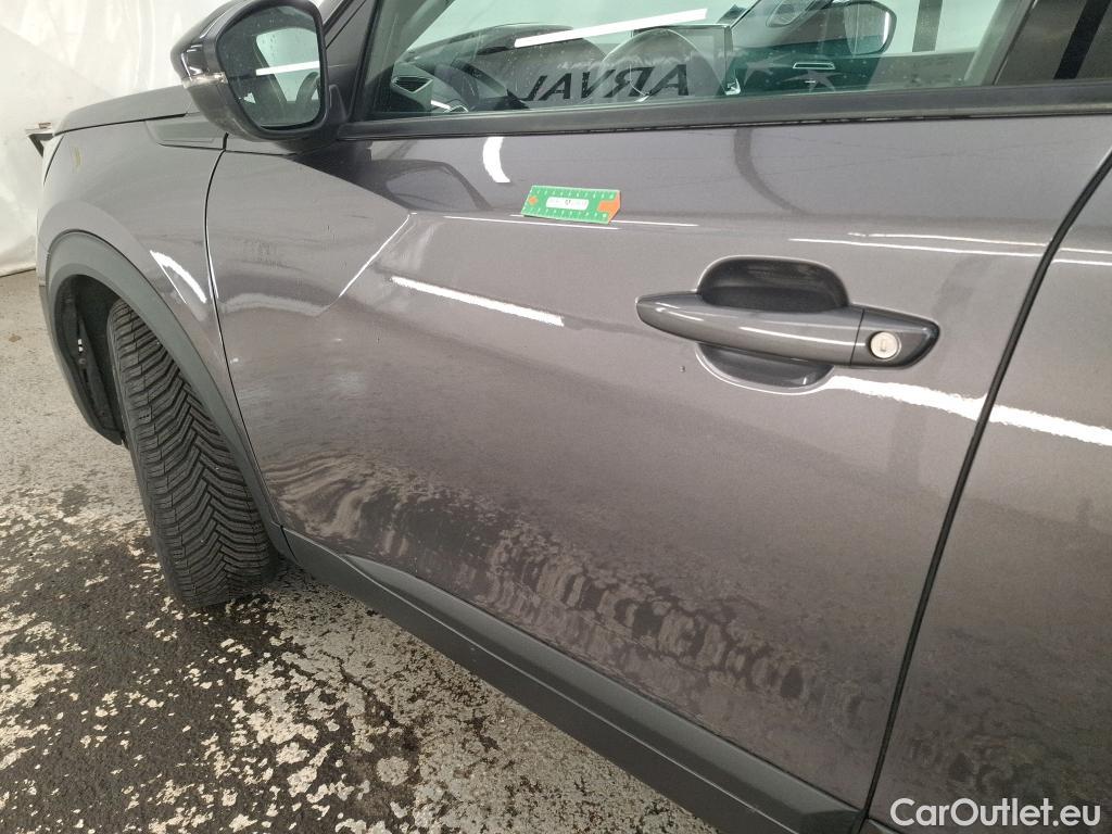  Peugeot  2008  Active Pack 1.2 PureTech 130CV BVA8 E6d #1