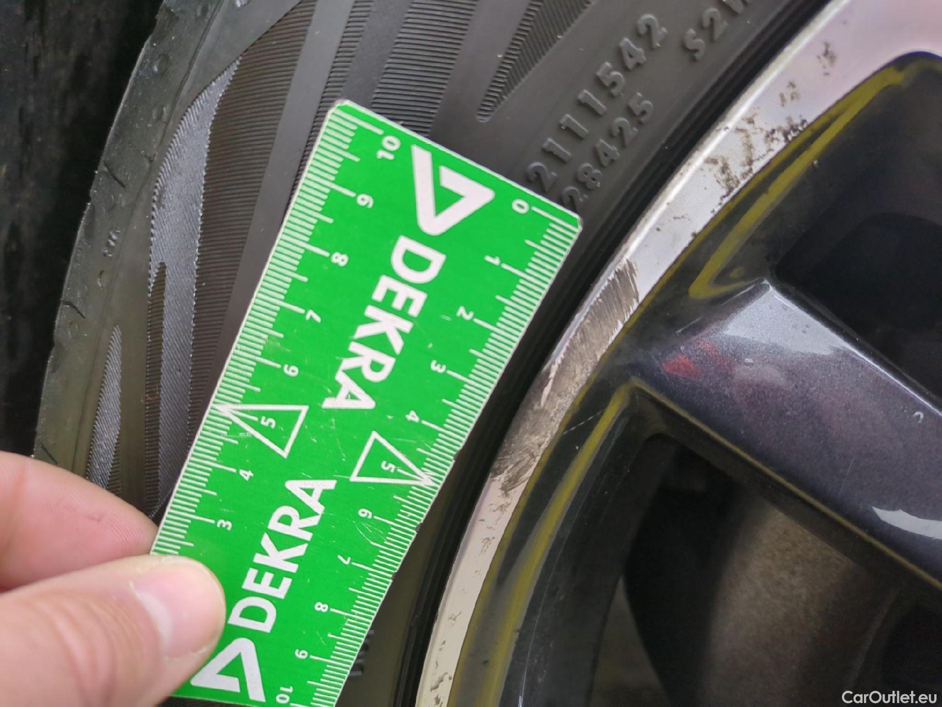  Peugeot  5008  Allure Business 1.5 HDi 130CV BVM6 E6dT #3