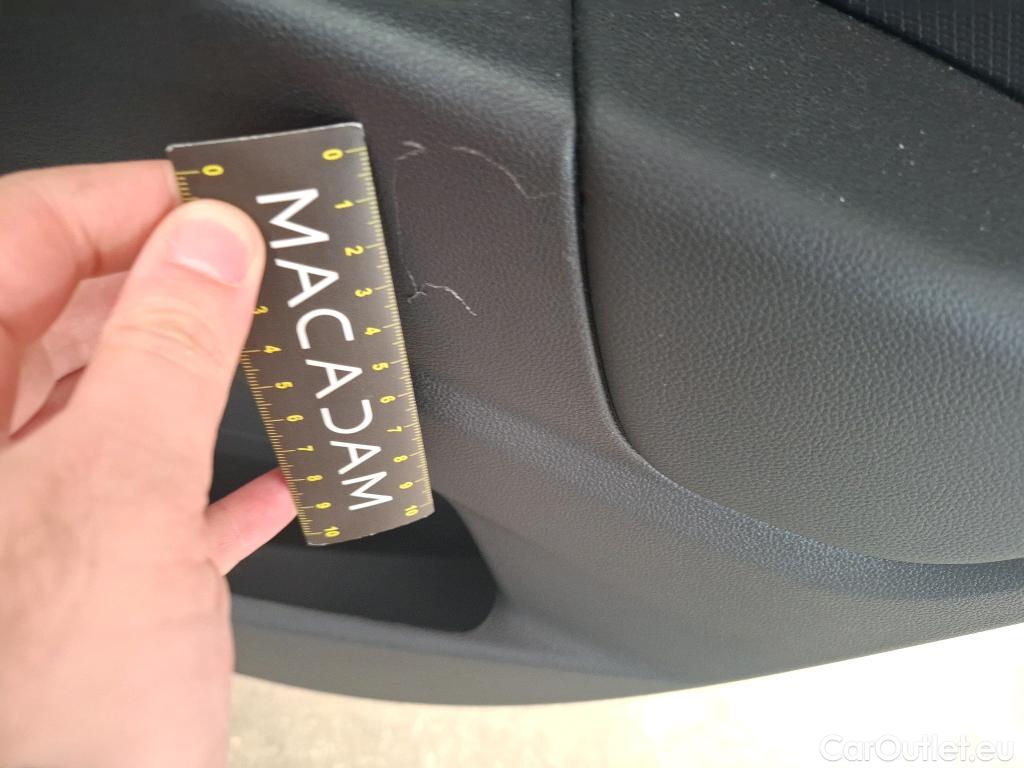  Renault  Clio RENAULT  Société VU 5p Berline Air Medianav dCi 75 #22