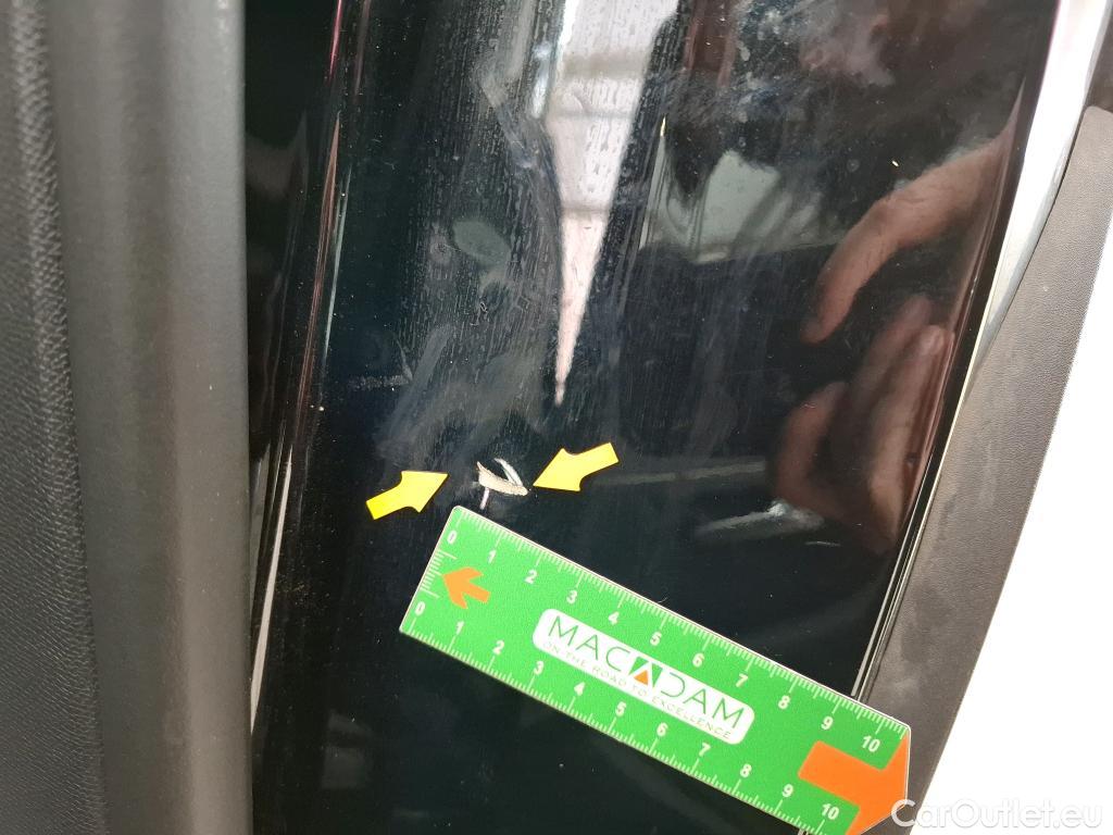  Peugeot  3008 PEUGEOT   2020 5P  SUV 16 HYBRID 225 EEAT8 Allure Pack #4