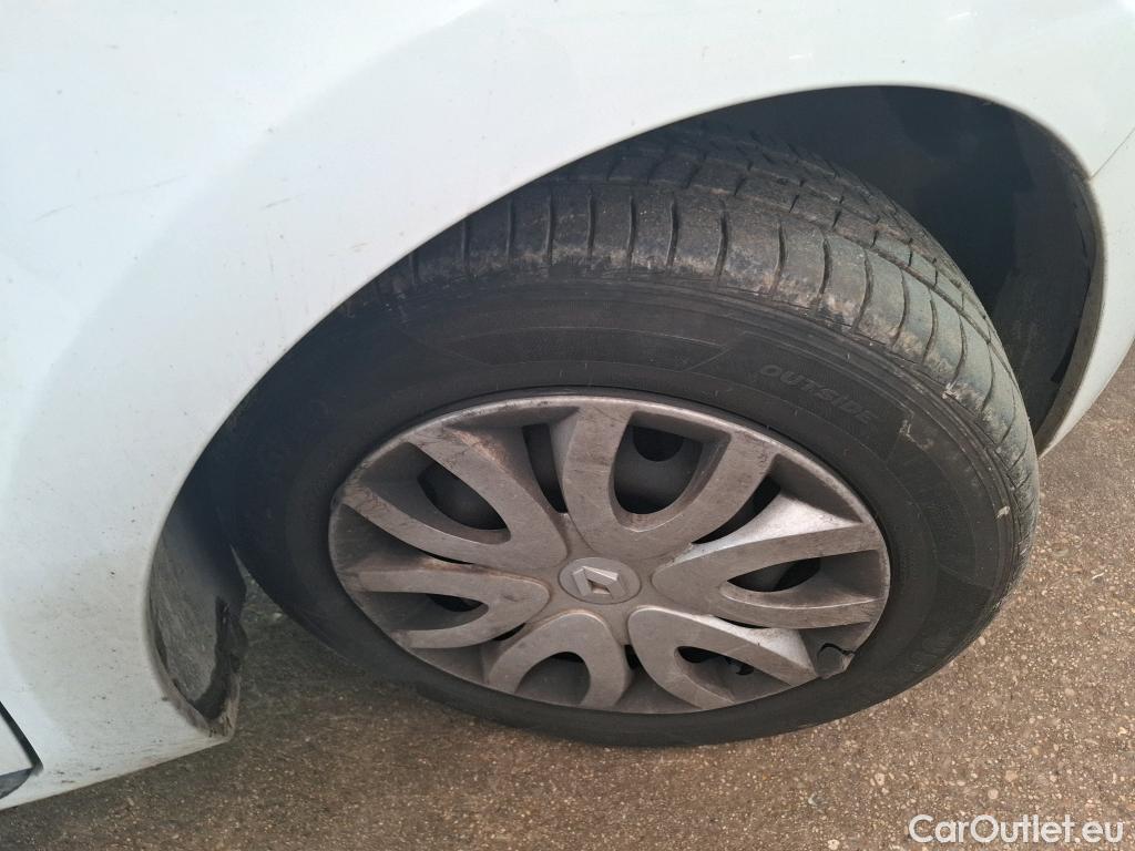  Renault  Clio RENAULT  Société VU 5p Berline Air Medianav dCi 75 #45