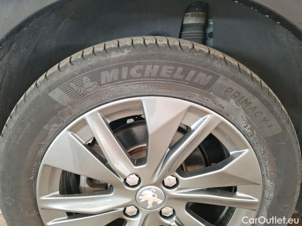  Peugeot  208 PEUGEOT e- / 2019 / 5P / Berline Electrique Active Business #10