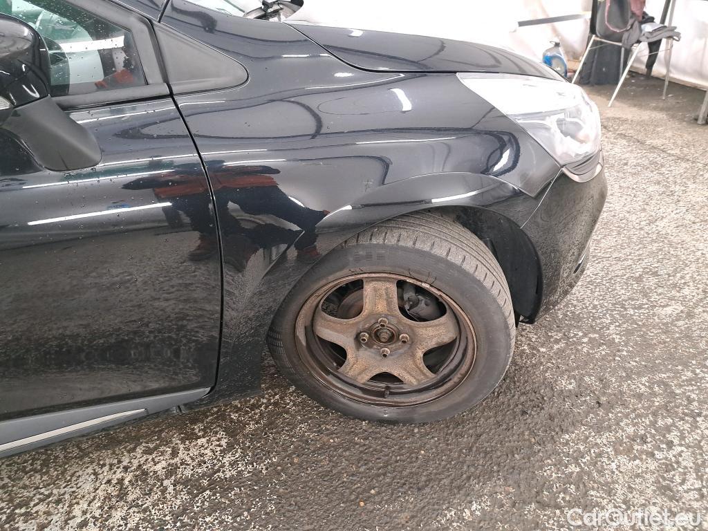  Renault  Clio  IV Business 0.9 TCe 90CV BVM5 E6 #13