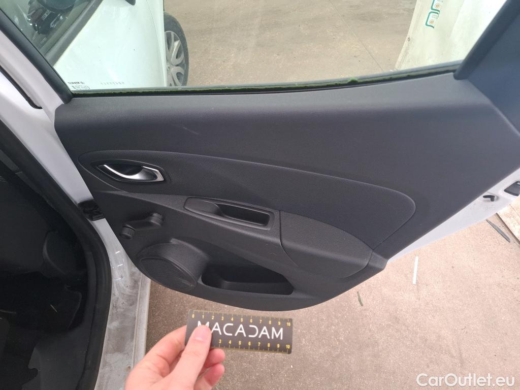  Renault  Clio RENAULT  Société VU 5p Berline Air Medianav dCi 75 #21