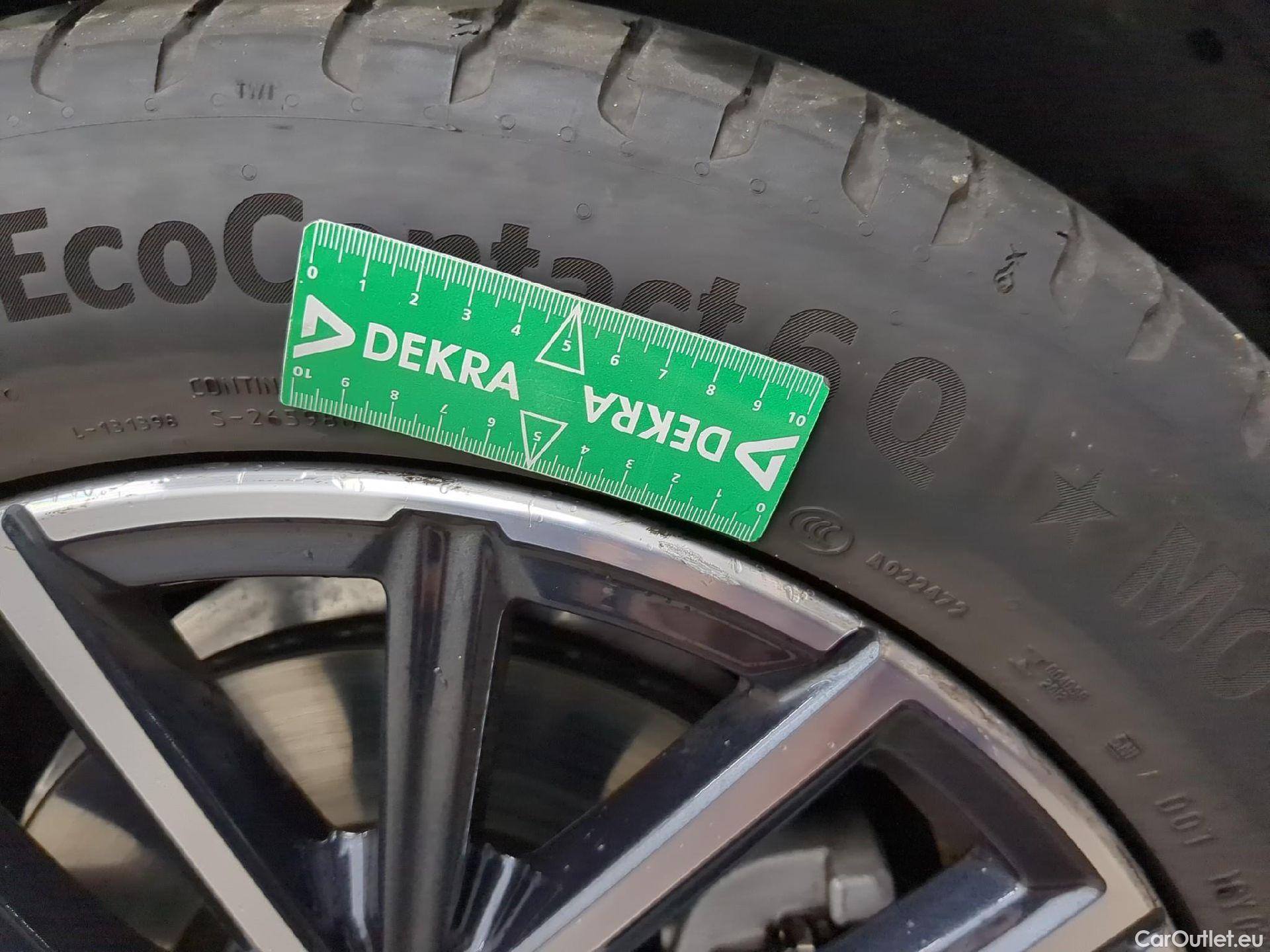  Bmw  X1 BMW  / 2022 / 5P / SUV xDrive25e M Sport DKG7 #2