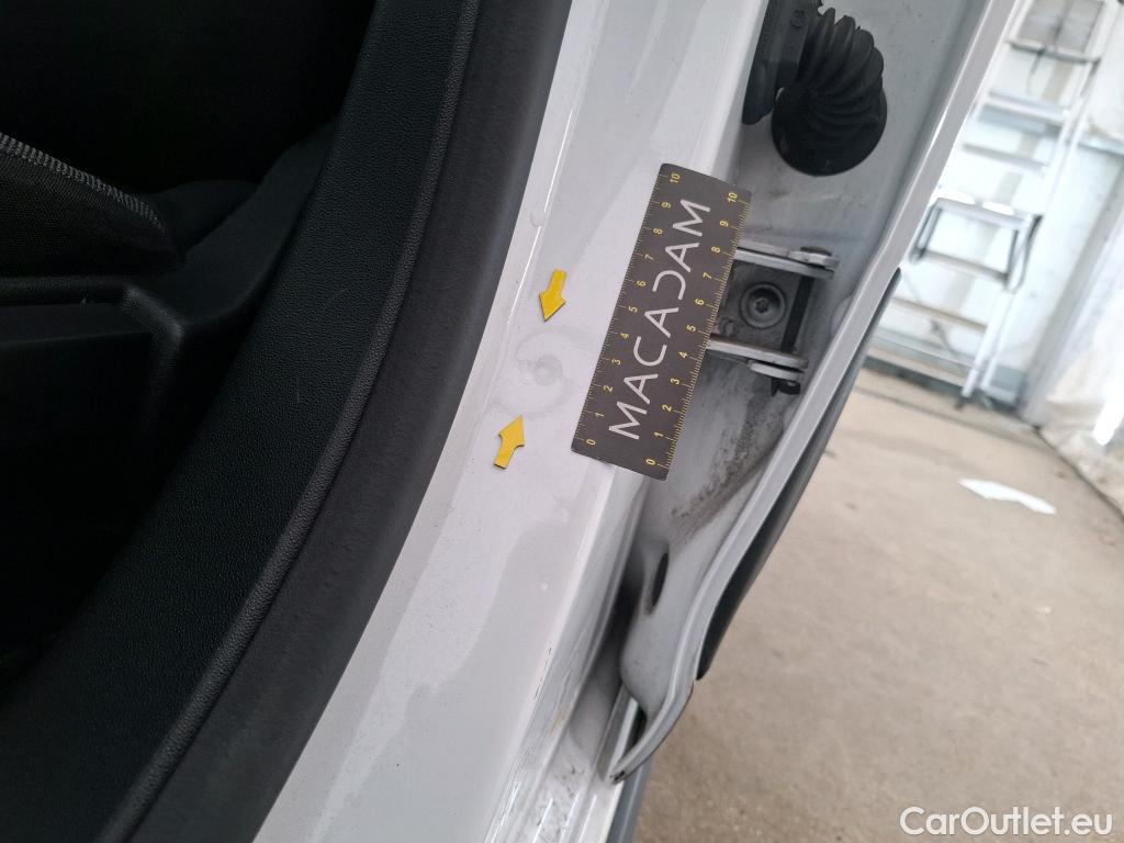  Citroen  C3  Shine 1.2 PureTech 80CV BVM5 E6 #19