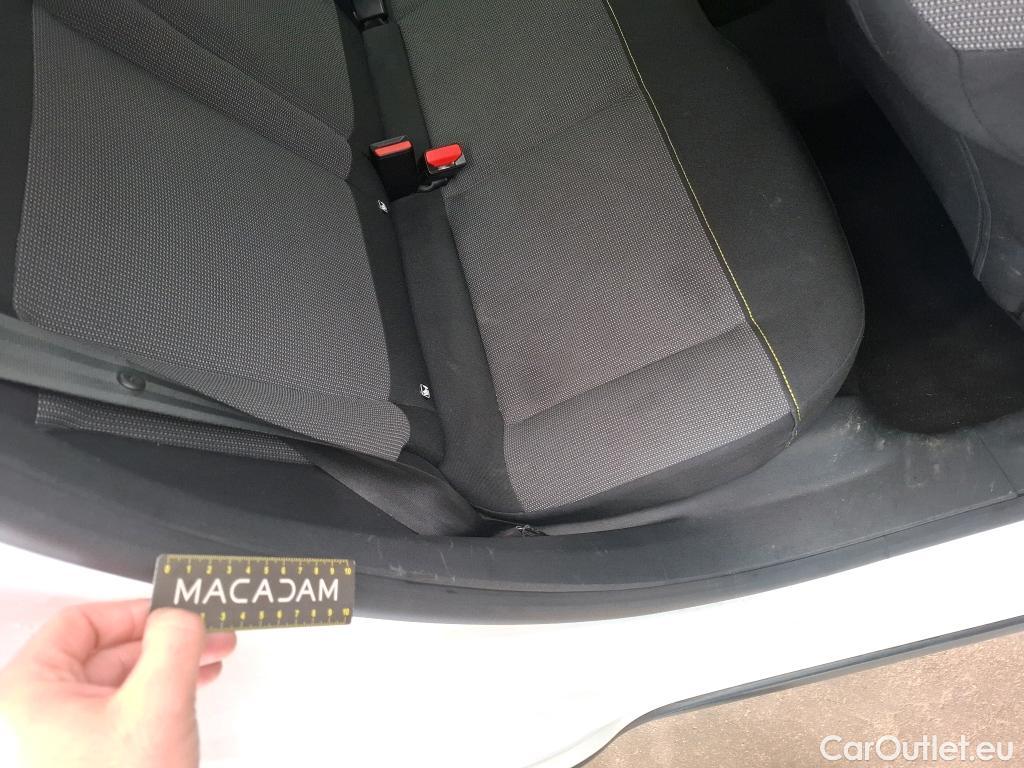  Citroen  C3  Shine 1.2 PureTech 80CV BVM5 E6 #14