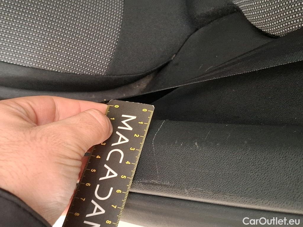  Citroen  C3  Shine 1.2 PureTech 80CV BVM5 E6 #12