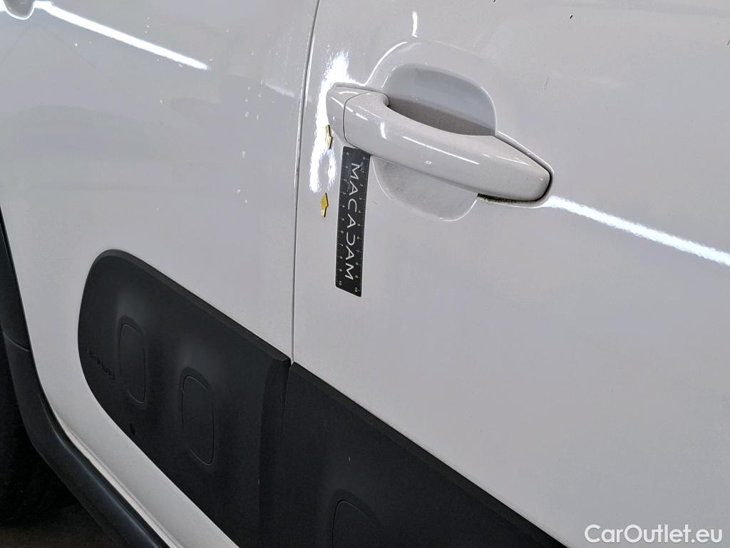  Citroen  C3  Shine 1.2 PureTech 80CV BVM5 E6 #23