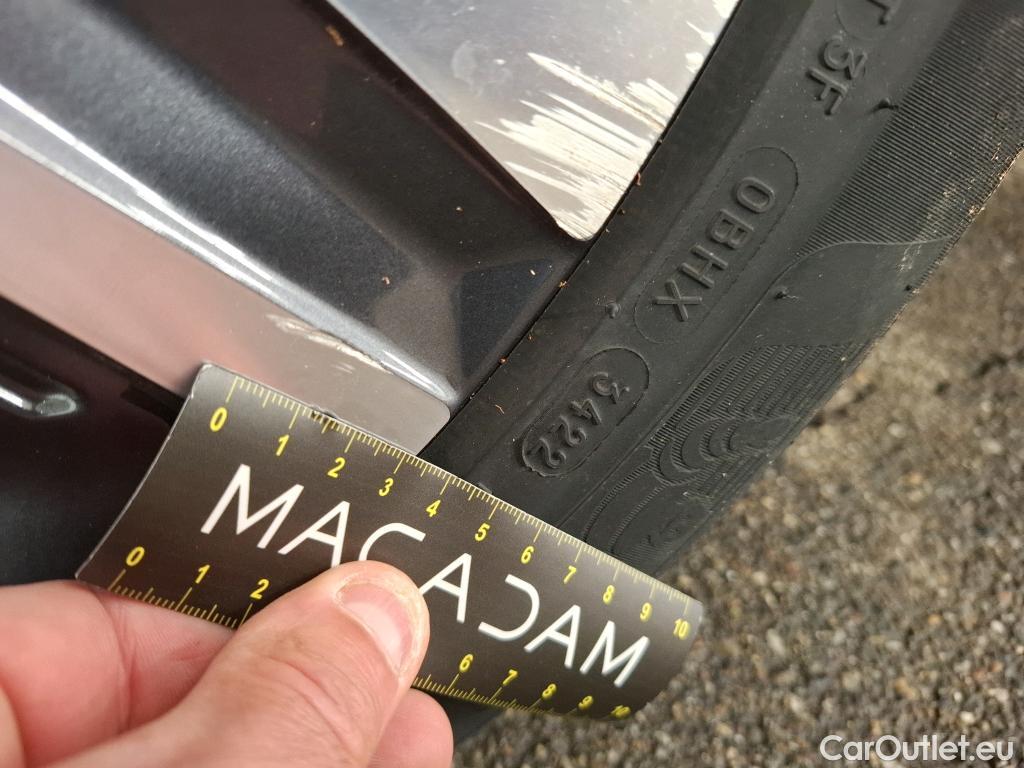  Hyundai  Konna HYUNDAI Kona / 2017 / 5P / SUV BEV 39KWH ELECTRIQUE 136CH CREATIVE #3