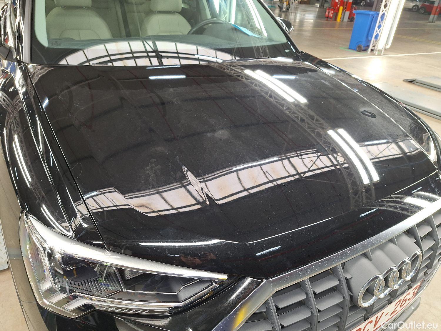  Audi  Q3 Audi,  '18 PHEV, Audi  45 TFSI e S tronic 5d #1