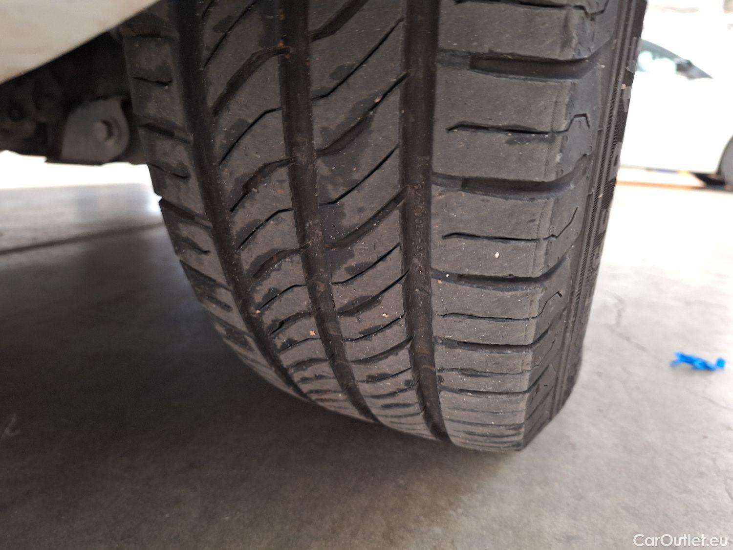  Ford  Transit Ford, _Trans.Custom FL'18, Ford  Custom 300L 2.0TD130Pk/96Kw M6 FWD Tr #46