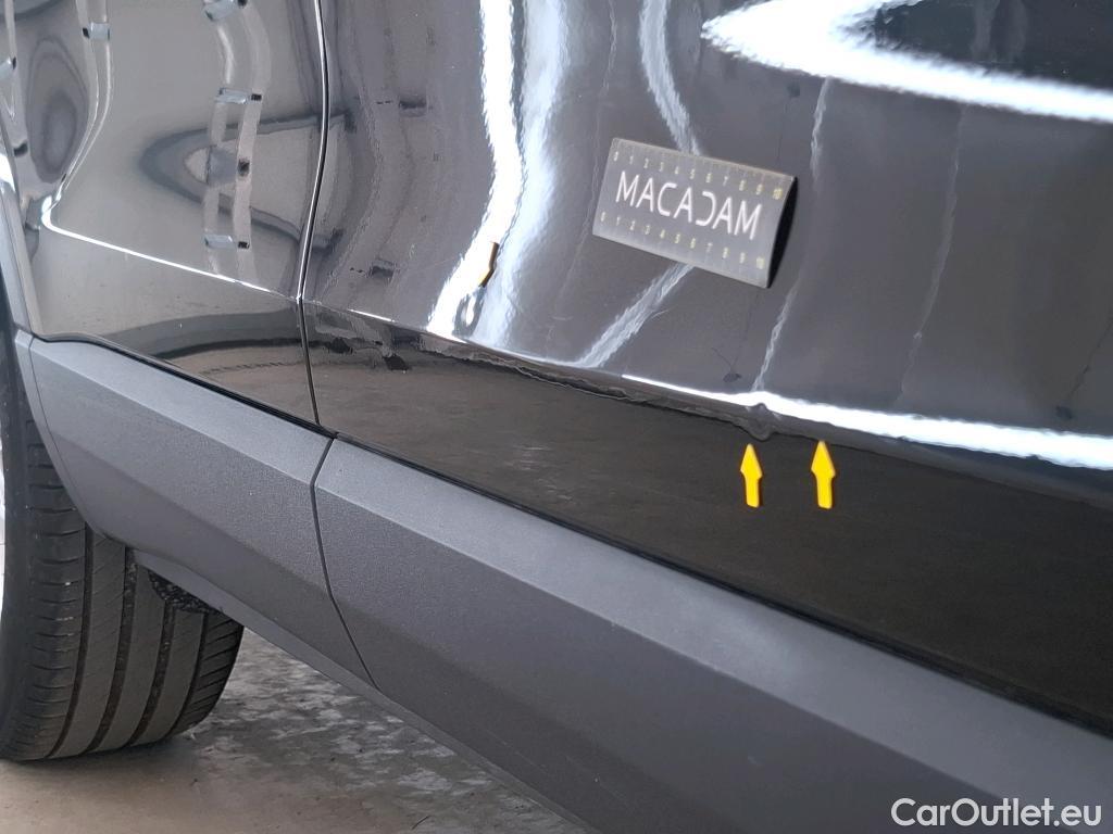  Audi  Q3 AUDI  / 2018 / 5P / SUV 35 TDI 150 S TRONIC BUSINESS LINE #3