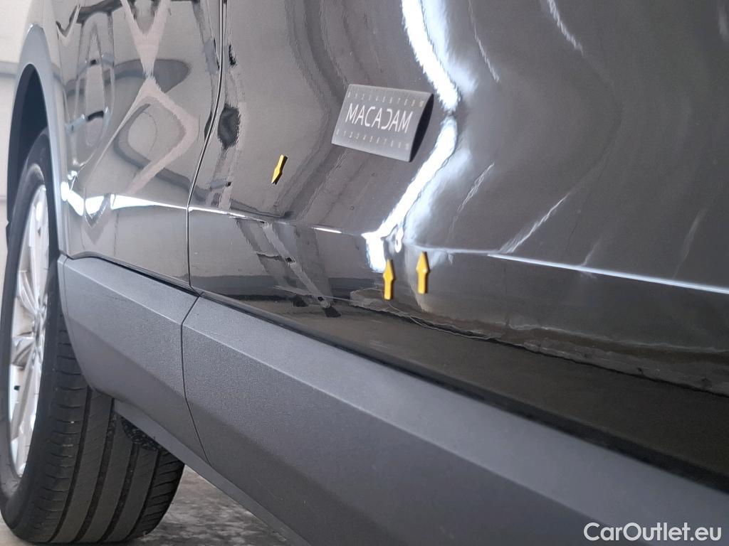  Audi  Q3 AUDI  / 2018 / 5P / SUV 35 TDI 150 S TRONIC BUSINESS LINE #4