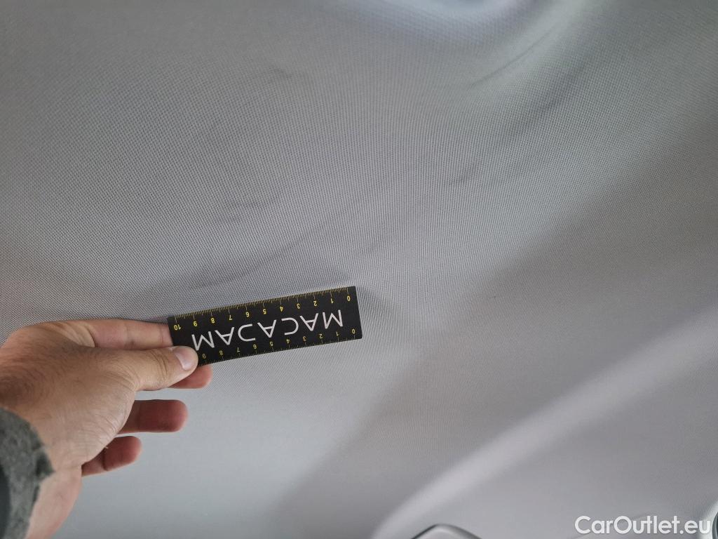  Audi  Q3 AUDI  / 2018 / 5P / SUV 35 TDI 150 S TRONIC BUSINESS LINE #8