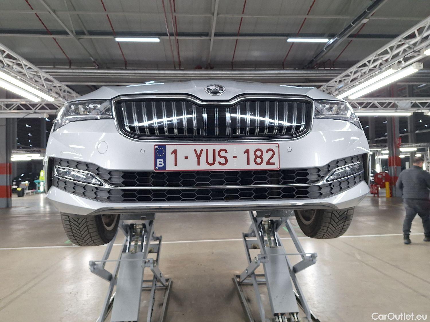  Skoda  Superb Skoda,  Combi FL'19, Skoda  Combi 1.4 TSI iV 160kW DSG6 Ambition  #5