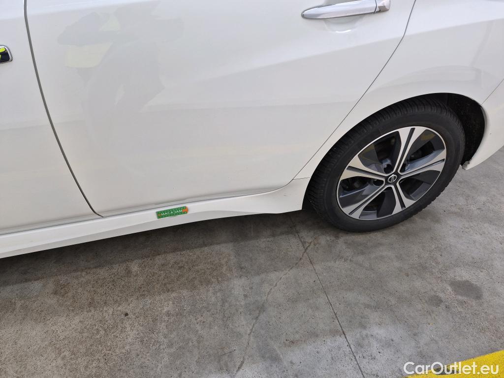  Nissan  Leaf NISSAN  / 2017 / 5P / Berline 62 kWh 217ch Business+ #24