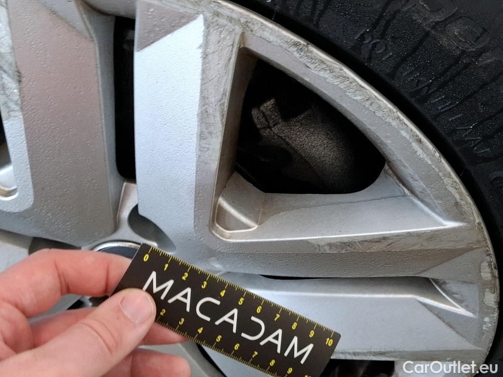  Renault  Clio  V Business 1.6 E-TECH Hybrid 140CV BVA6 E6d #14