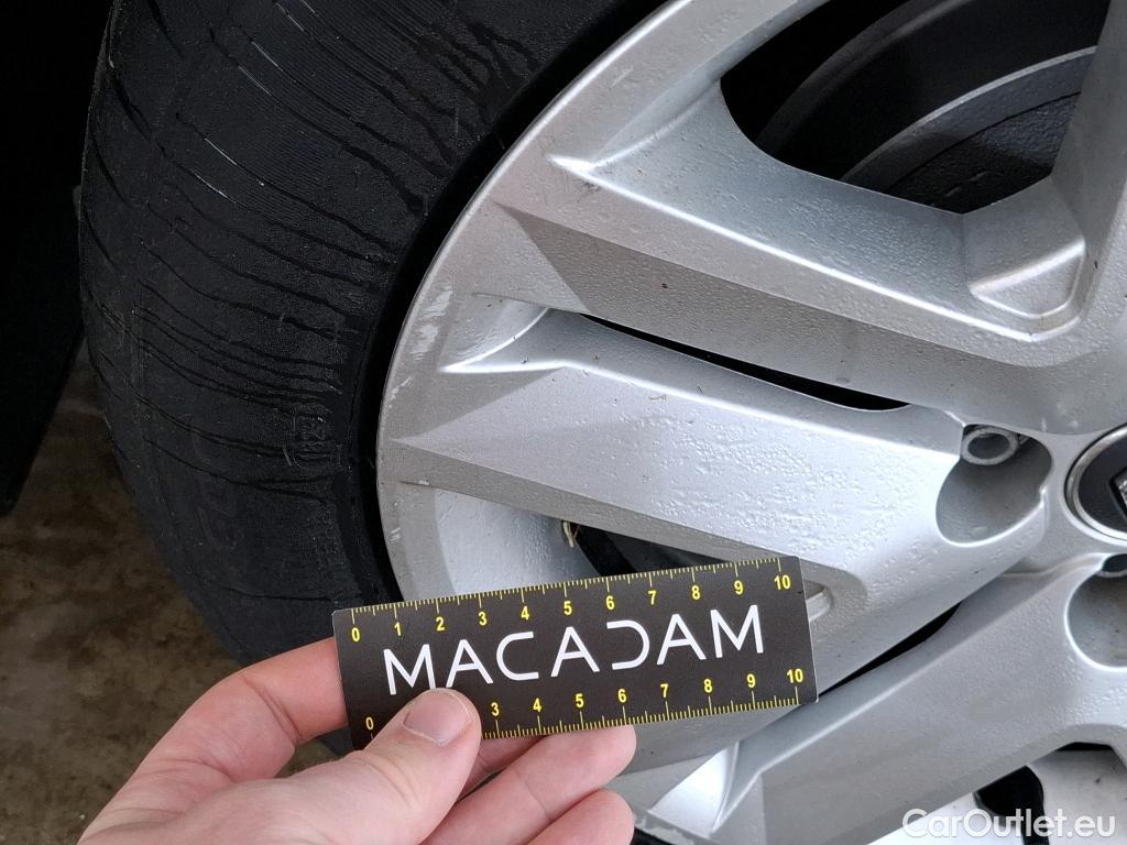  Renault  Clio  V Business 1.6 E-TECH Hybrid 140CV BVA6 E6d #20