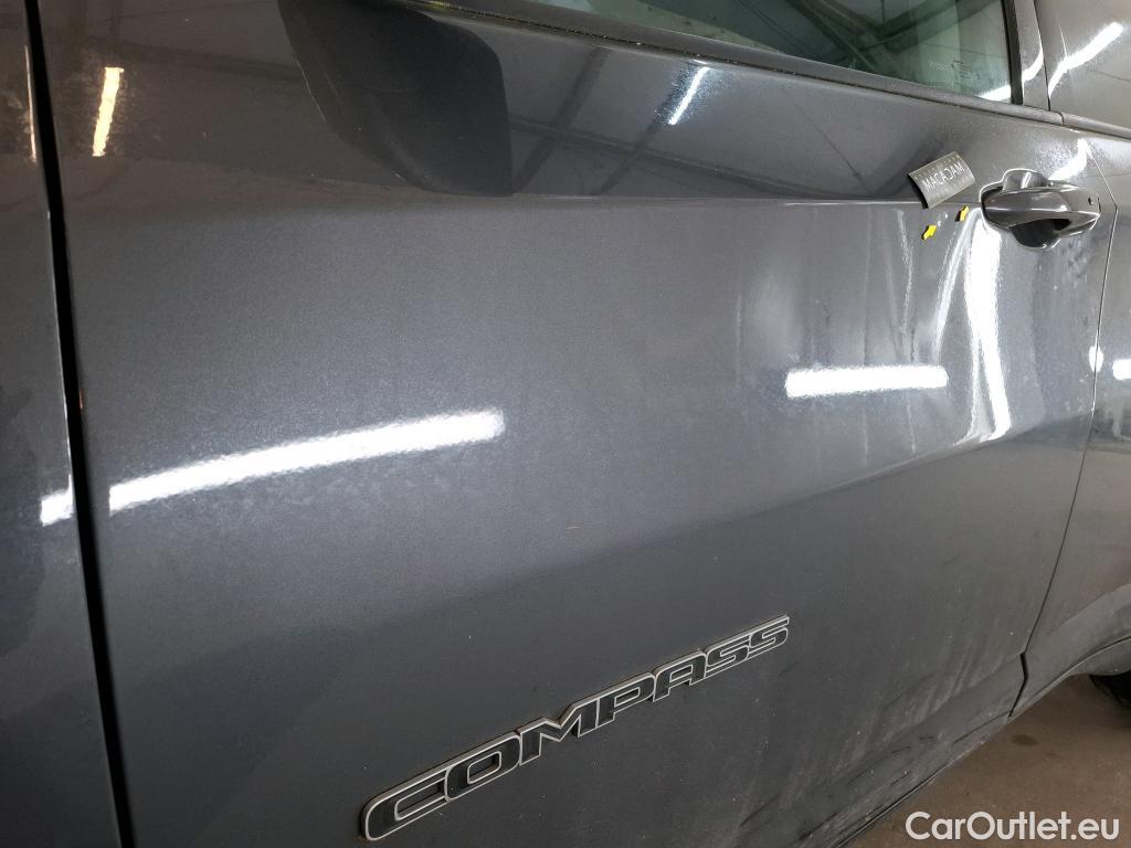  Jeep  Compass JEEP  / 2021 / 5P / SUV 1.5 MHEV TURBO T4 130 LIMITED CD JE 65 #4