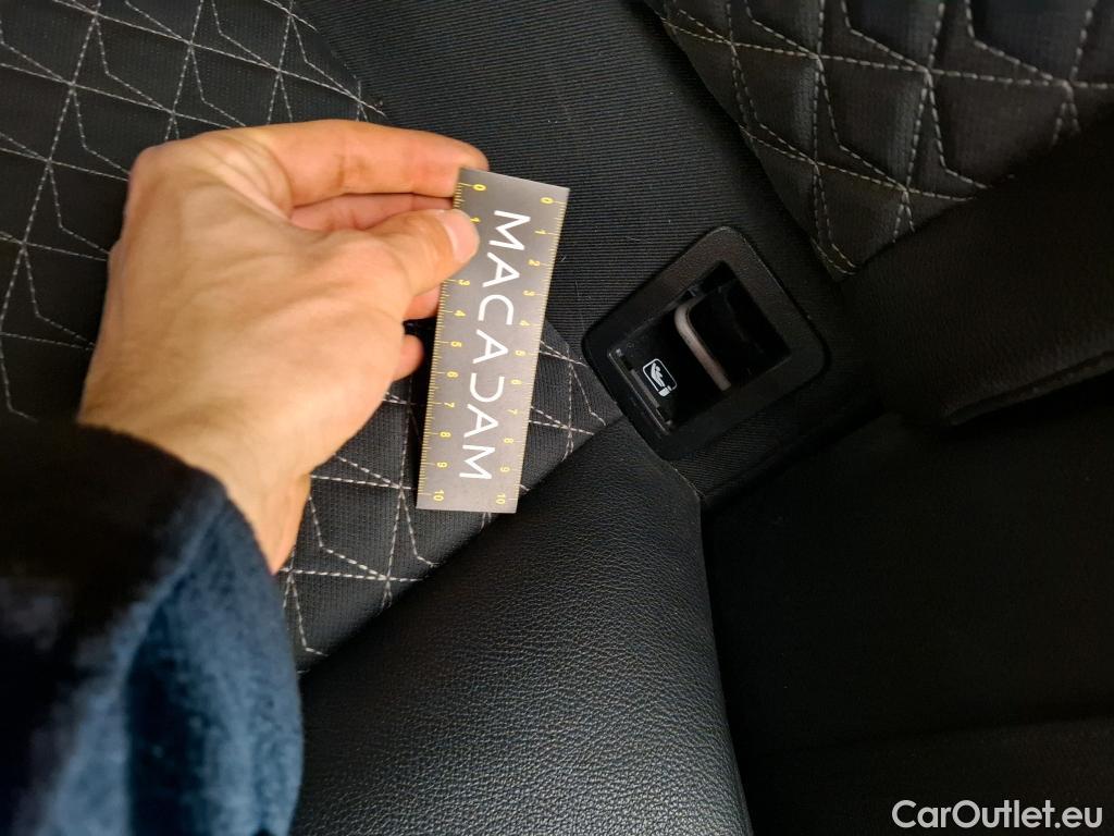  Toyota  C-HR TOYOTA  / 2016 / 5P / SUV 2.0 HYBRIDE 184 DISTINCTIVE #35