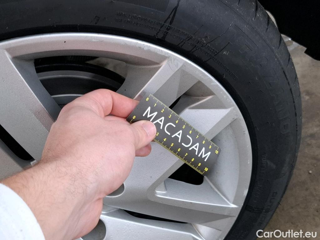  Renault  Clio  V Business 1.6 E-TECH Hybrid 140CV BVA6 E6d #21