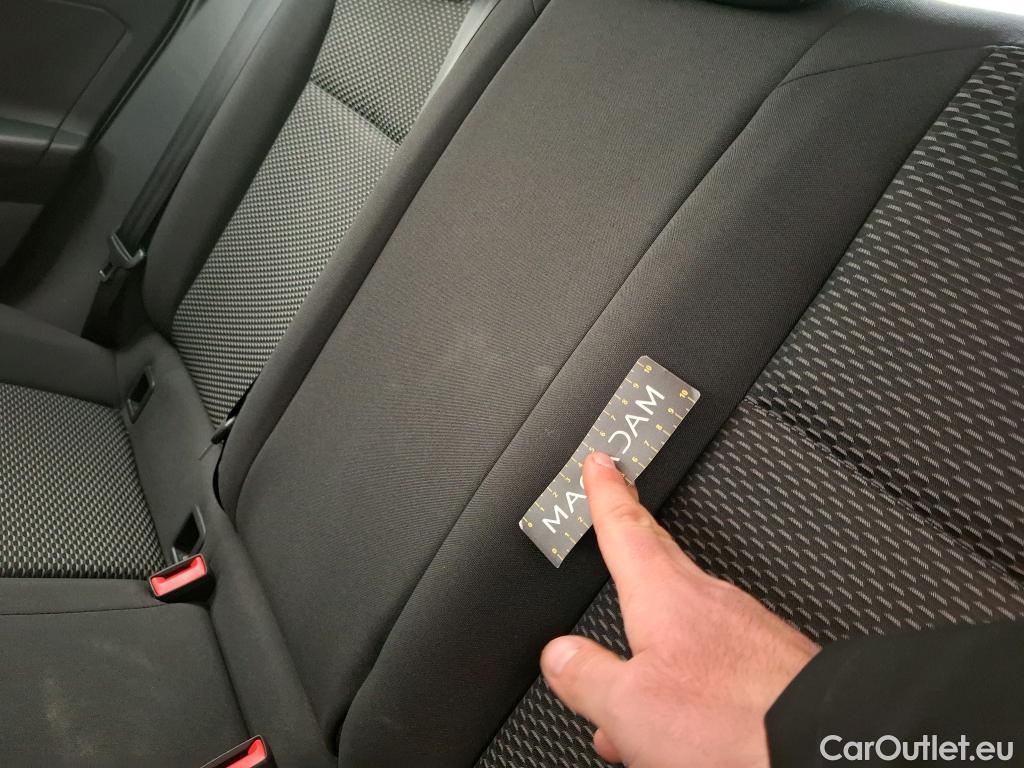  Volkswagen  Polo VOLKSWAGEN  / 2017 / 5P / Berline 1.0 80 Business #5