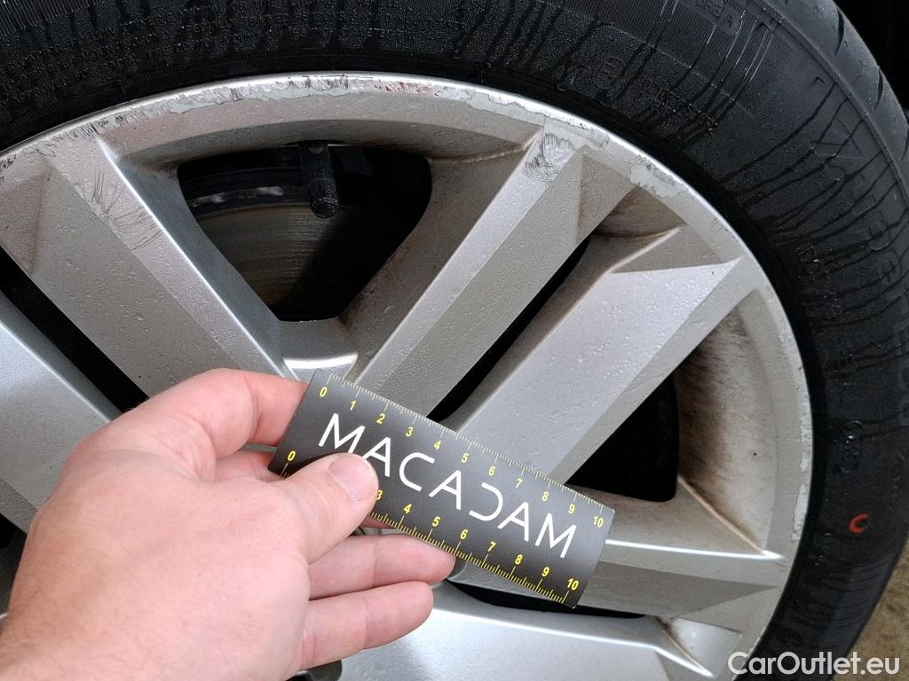  Renault  Clio  V Business 1.6 E-TECH Hybrid 140CV BVA6 E6d #25