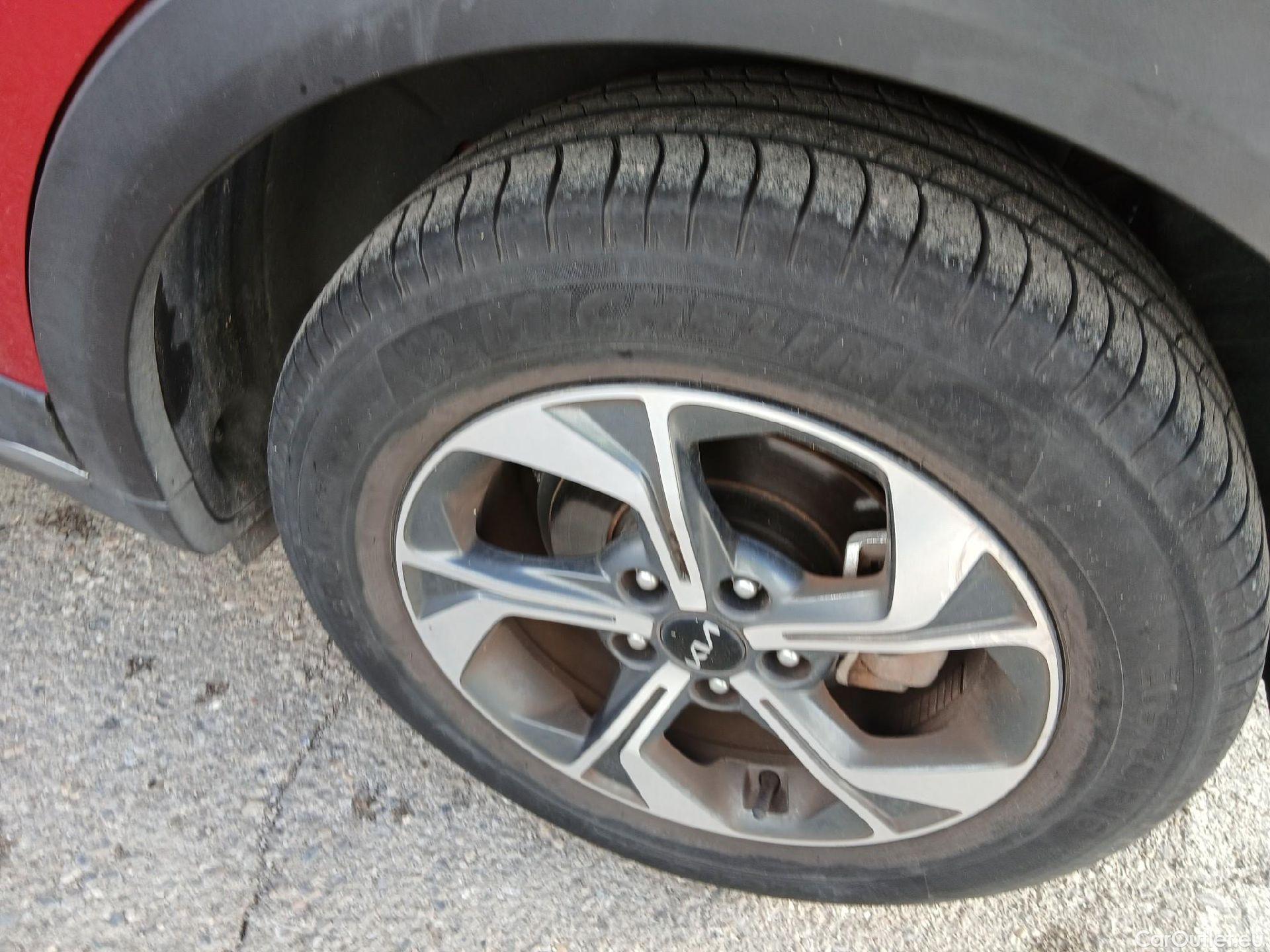  KIA  XCeed KIA  / 2019 / 5P / todoterreno 1.0 T-GDi Drive 88kW (120CV) #5