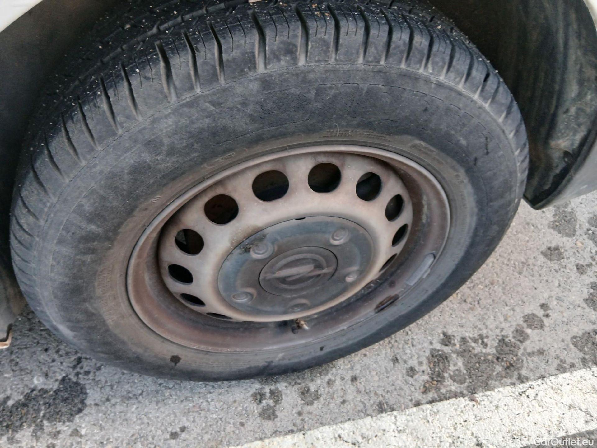  Opel  Vivaro OPEL  / 2019 / 4P / furgón 1.5 Diésel 88kW (120CV) M Std Select #9