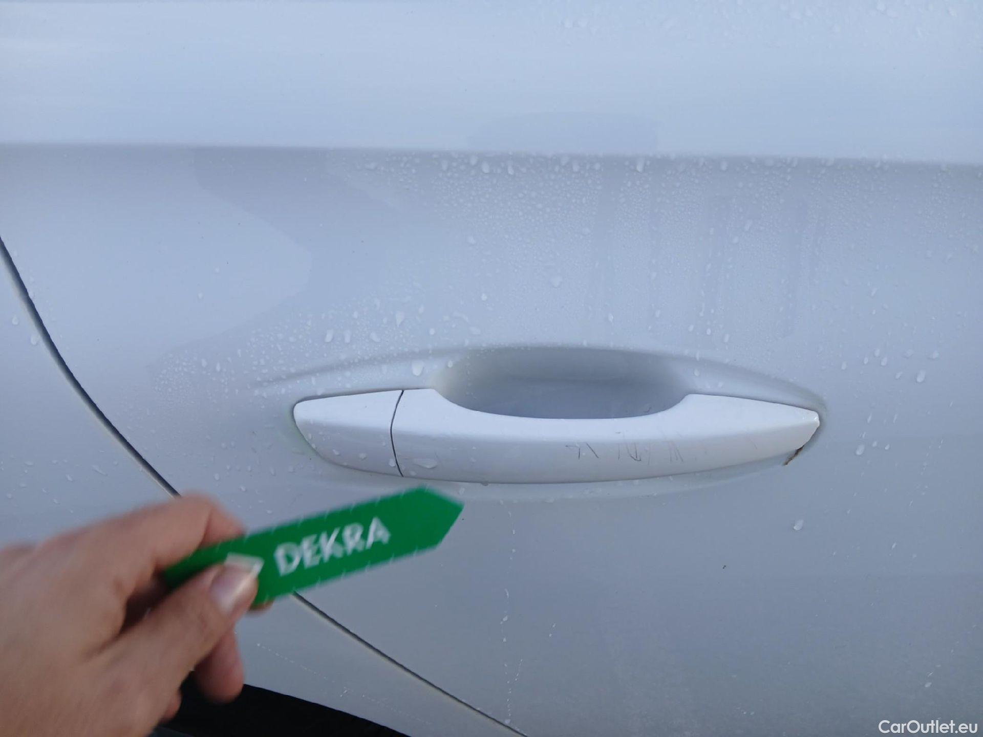  Peugeot  508 PEUGEOT  / 2018 / 5P / berlina con portón 5P Business Line BlueHDi 96kW S&S 6vel #16