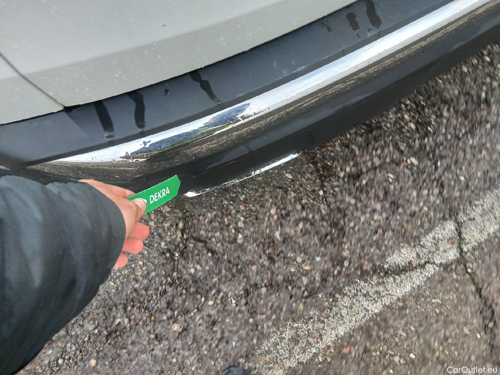  Peugeot  3008 PEUGEOT  Hybrid / 2020 / 5P / todoterreno 225 e-EAT8 GT #5