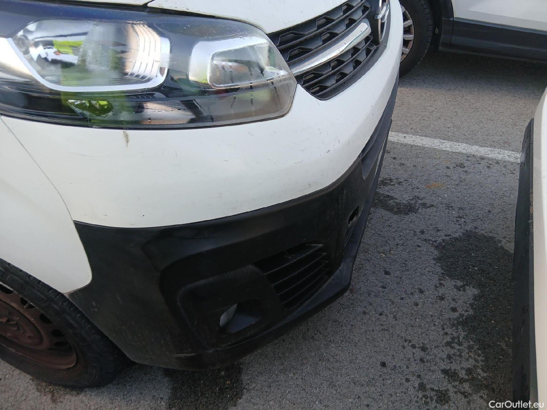  Opel  Vivaro OPEL  / 2019 / 4P / furgón 1.5 Diésel 88kW (120CV) M Std Select #16