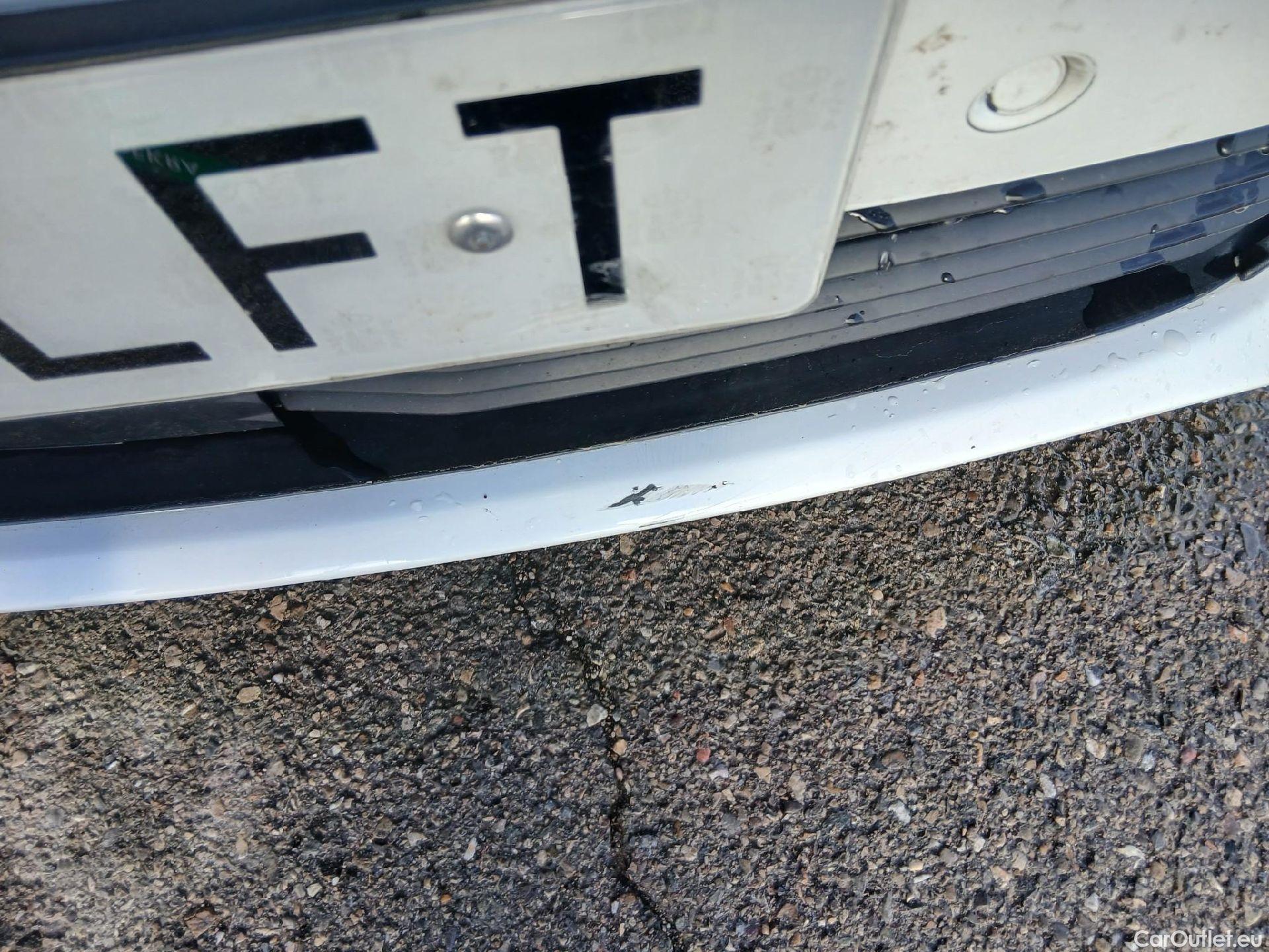  Peugeot  508 PEUGEOT  / 2018 / 5P / berlina con portón 5P Business Line BlueHDi 96kW S&S 6vel #2