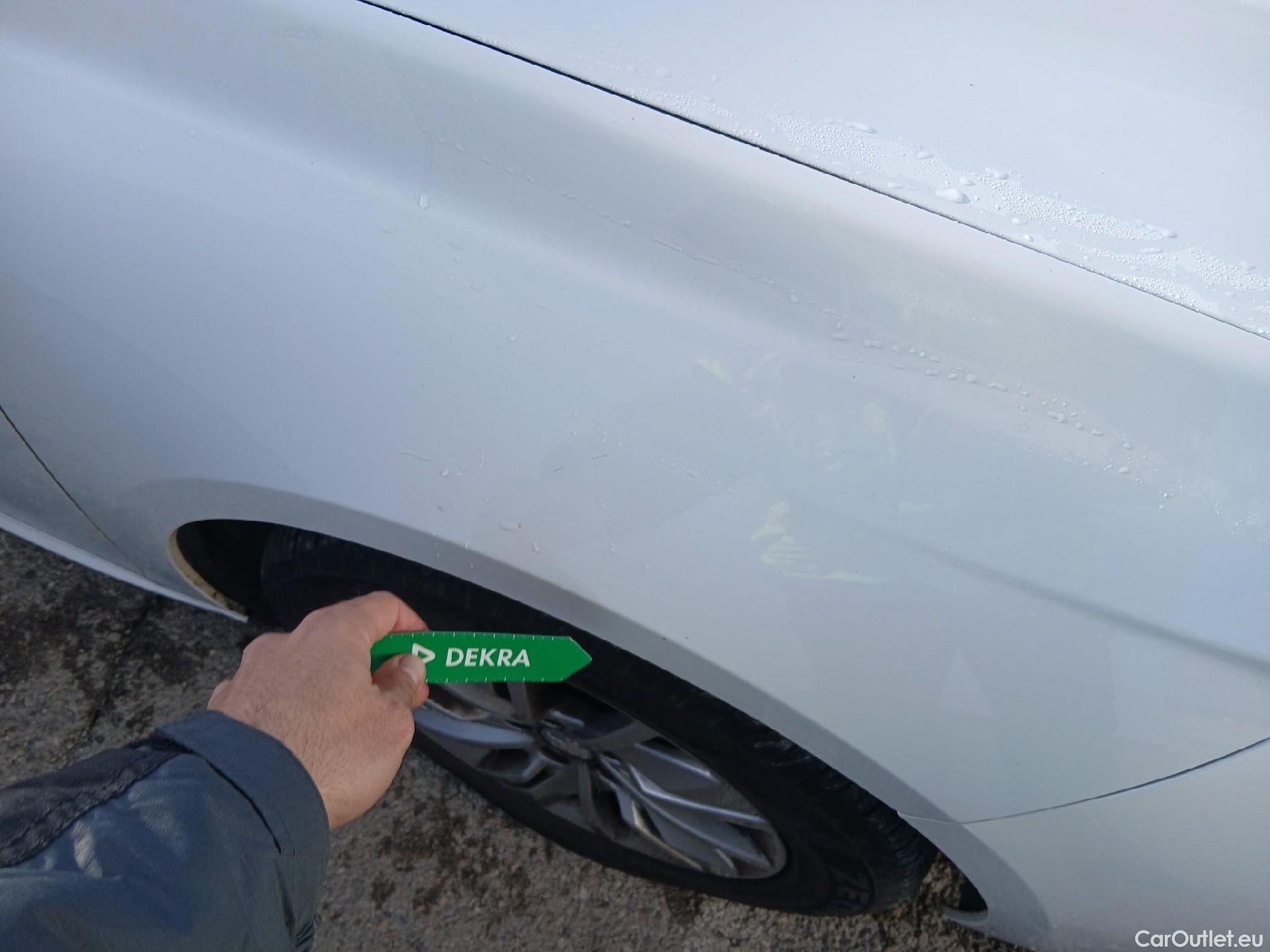  Peugeot  508 PEUGEOT  / 2018 / 5P / berlina con portón 5P Business Line BlueHDi 96kW S&S 6vel #19