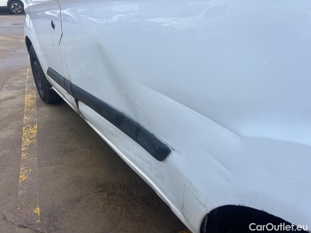  Ford  Transit  Custom Furgón 320 L1 Trend 2.0 TDCi 105CV MT6 E6 #8